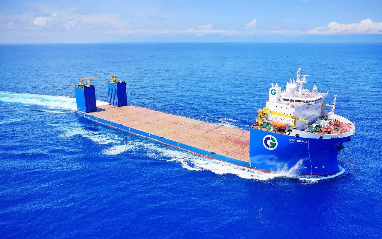 新型65000噸半潛船入列振華船隊，助力海上重工運輸能力提升